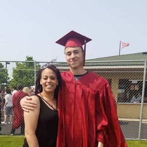 Meet your Posher, Lea